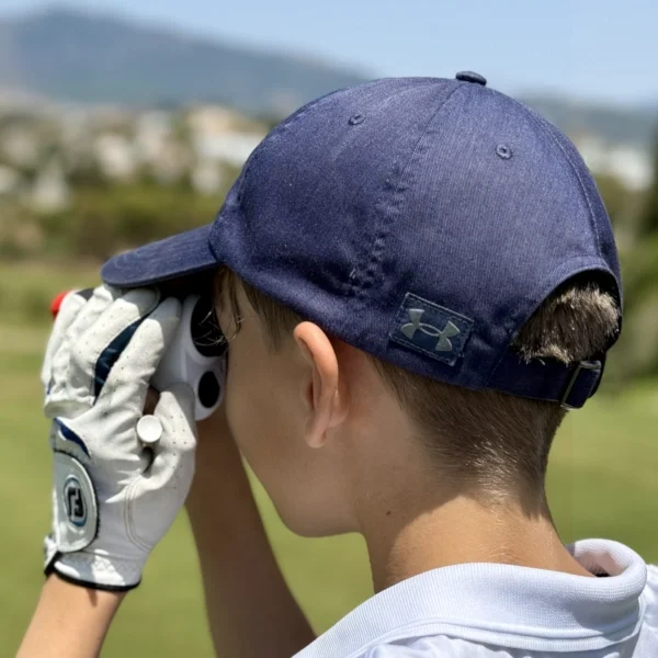 Rangefinder Golflaser Birdie Pro 1300 von RocketGolf im Einsatz auf dem Golfplatz